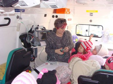 S.O.S./ 112 - Acordarea primului ajutor salvează viaţa, proiect educativ susţinut de Ambulanţă